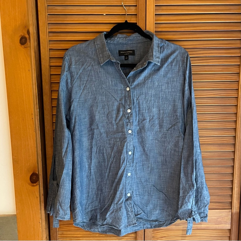 Banana Republic Chambray Shirt